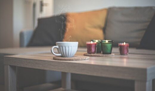 コーヒーテーブル