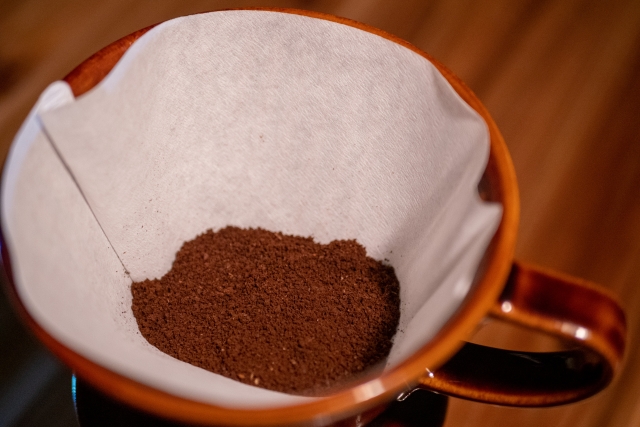コーヒー豆粉砕後のコーヒー